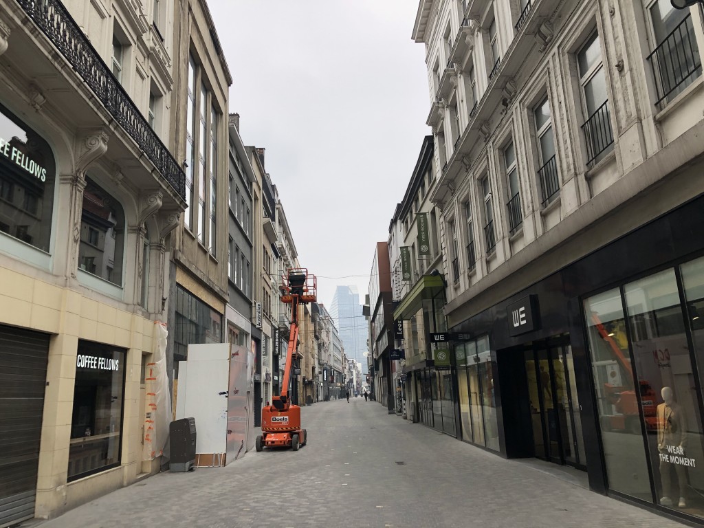 Jour 38: 35 eme jour de confinement...Personne Rue Neuve à BXL !